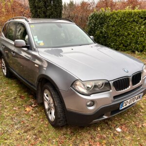 B.M.W. X3 E83 20d 2.0D 150 4X4 toit ouvrant en très bon état